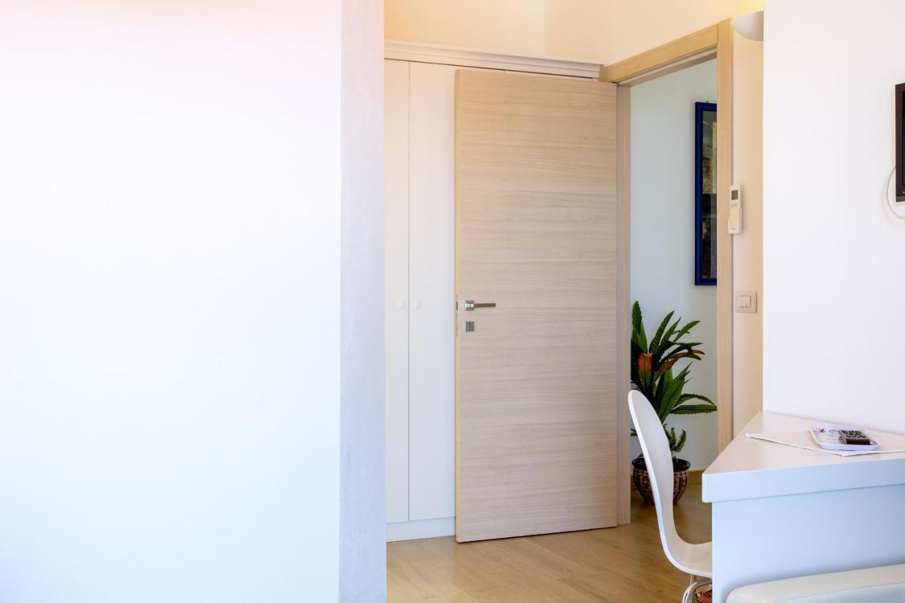 Appartamento Moderno Con Vista Mare Кастелсардо Екстериор снимка