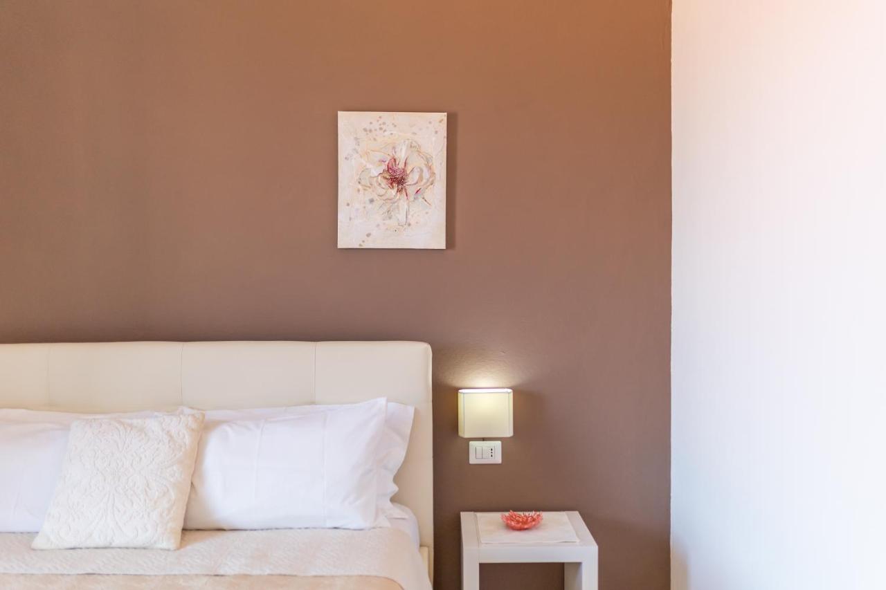 Appartamento Moderno Con Vista Mare Кастелсардо Екстериор снимка