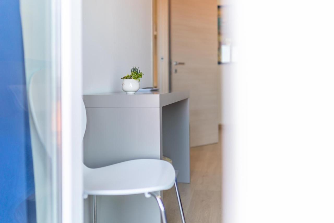Appartamento Moderno Con Vista Mare Кастелсардо Екстериор снимка